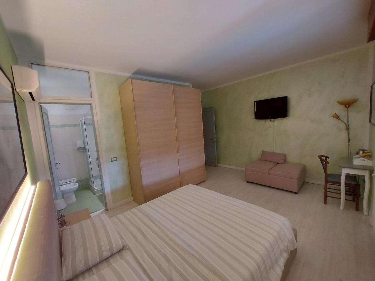 B&B Desenzano Desenzano del Garda Exterior photo
