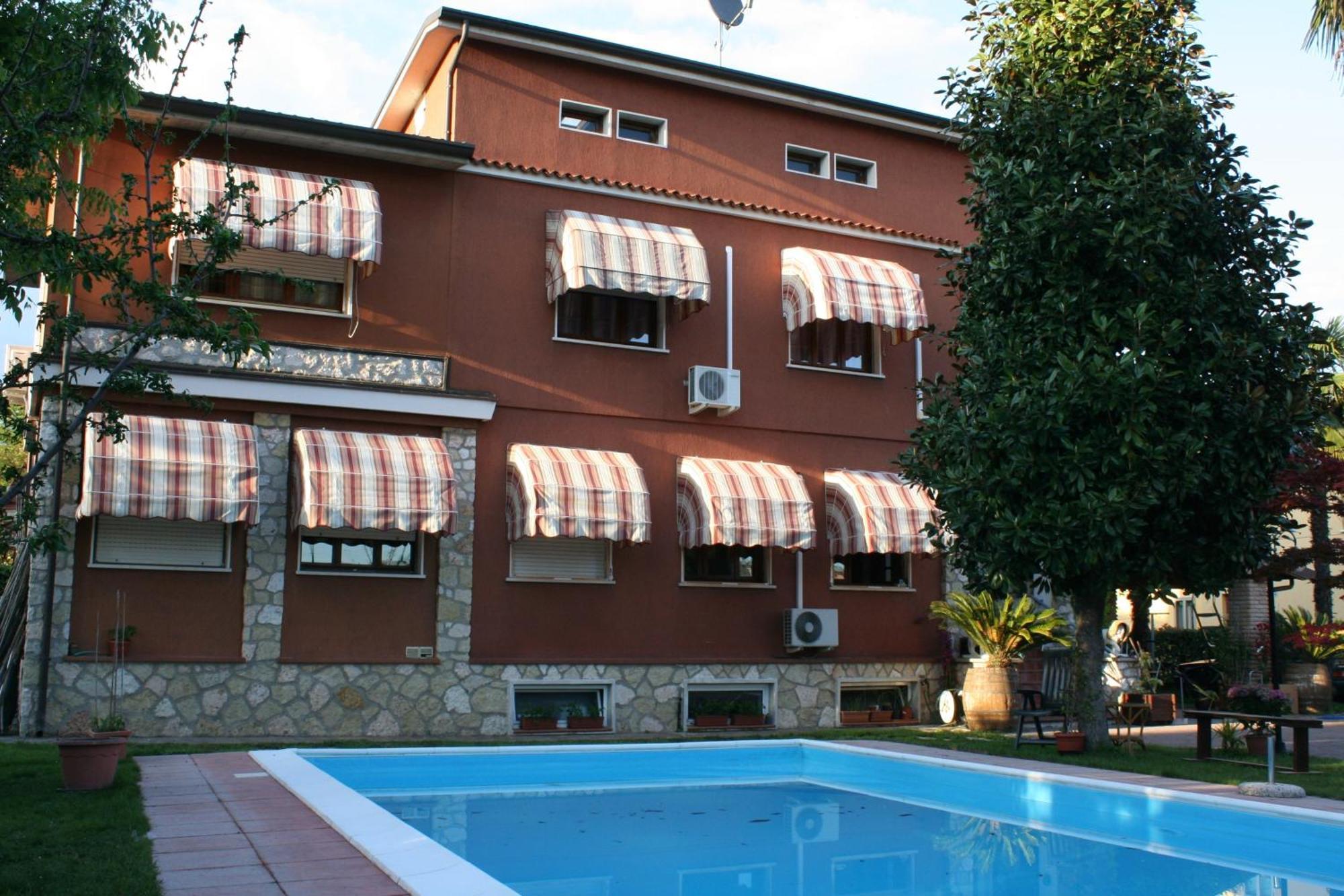 B&B Desenzano Desenzano del Garda Exterior photo